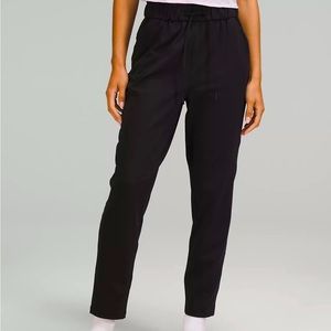 Lululemon Stretch Pant 7/8 Length, Straight Leg, 12